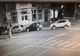 VIDEO: Este căutat un șofer care a lovit și a fugit! Cum pleacă autorul accidentului fără să se uite în urmă