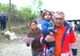FOTO/VIDEO Îngerașul de fetiță, găsită nevătămată după o noapte petrecută pe dealul de lângă casă. Vezi povestea altor doi copii din județ care au supraviețuit lângă fiarele pădurii