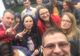 FOTO: Băcăuanii plecați în străinătate stau la cozi infernale ca să poată vota