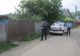 GALERIE FOTO/VIDEO: Dosar penal pentru ucidere a animalelor, cu intenţie, fără drept, şi violare de domiciliu pentru bătrânii care au omorât cu securea cățelușa vecinului. Polițiștii nu i-au găsit acasă și le-au lăsat citațiile în poartă