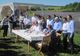GALERIE FOTO:Mai-marii județului, cu ziariștii pe urmele lor. Contracte de execuție a drumurilor din județ, semnate în câmpul de lavandă și pe barajul de la Valea Uzului