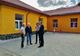 FOTO:Voluntarii olandezi au ridicat un Complex Comunitar în județul Bacău. La sfârșitul lunii viitoare olandezii vor preda cheile autorităților locale