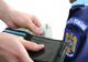 Bărbat prins în flagrant în timp ce dădea mită 1.000 de lei 