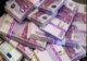 Amenzi de până la 50.000 de lei pentru cei care nu declară numerar de peste 10.000 de euro în vamă