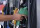 Compensarea cu 50 de bani pe litru de carburant s-ar putea prelungi și anul viitor - Anunțul ministrului Virgil Popescu