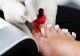Salon de manichiură în sala de Consiliu a unei primării din Bacău - VIDEO VIRAL